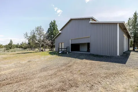 18351 SW Mt Saint Helens Drive Powell Butte OR 97753