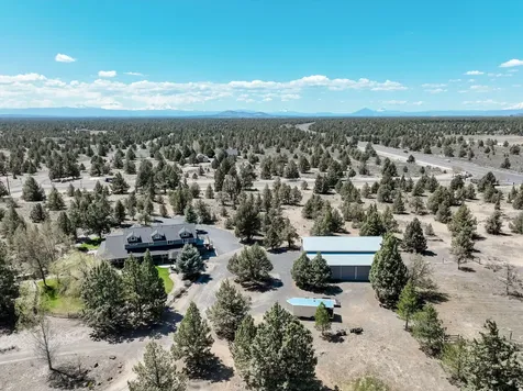 18351 SW Mt Saint Helens Drive Powell Butte OR 97753