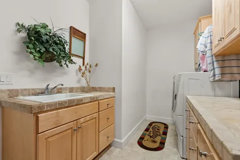 115 Sandridge Way Eagle Point OR 97524