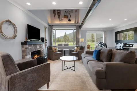 13400 Foxtail Black Butte Ranch OR 97759