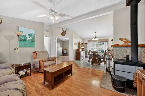 2444 Gardner Road Eagle Point OR 97524