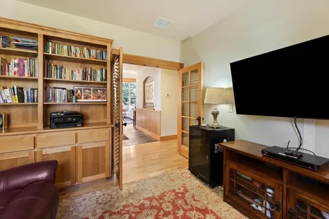 11295 Bunk House Lane Redmond OR 97756