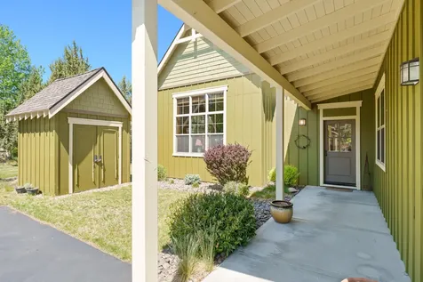 11295 Bunk House Lane Redmond OR 97756