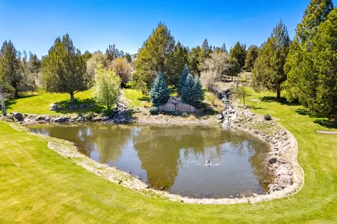 11295 Bunk House Lane Redmond OR 97756