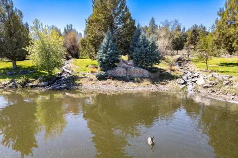 11295 Bunk House Lane Redmond OR 97756