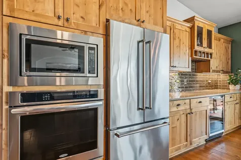 536 W La Strada Circle Medford OR 97504