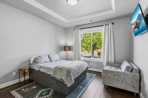 536 W La Strada Circle Medford OR 97504