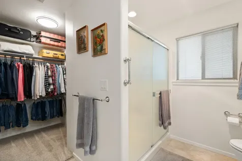 1008 Azure Way Eagle Point OR 97524