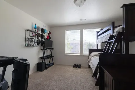 21190 Darnel Avenue Bend OR 97702