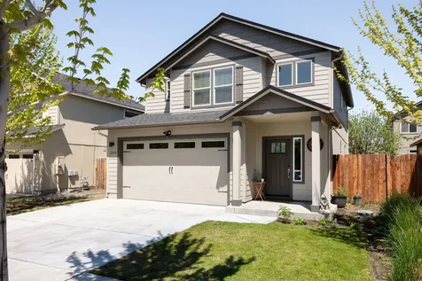 21190 Darnel Avenue Bend OR 97702
