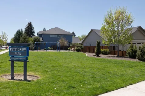 21190 Darnel Avenue Bend OR 97702