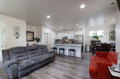 21190 Darnel Avenue Bend OR 97702