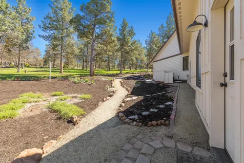 10117 Mourning Dove Drive Klamath Falls OR 97601