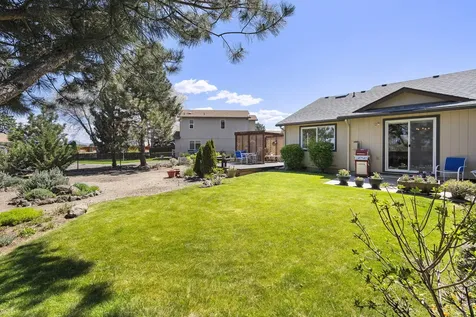 3601 SW Bobby Jones Court Redmond OR 97756