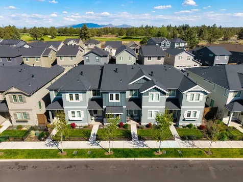 4572 SW 37th Street Redmond OR 97756
