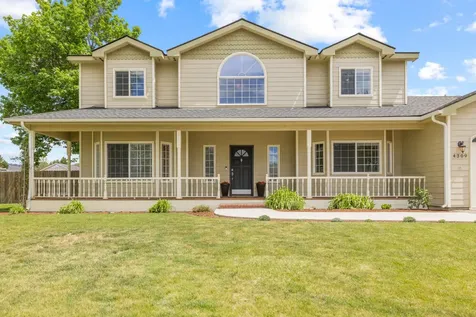 4309 La Habra Way Klamath Falls OR 97603