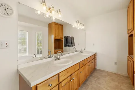 4309 La Habra Way Klamath Falls OR 97603