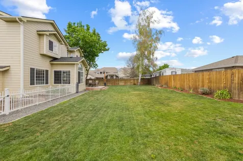 4309 La Habra Way Klamath Falls OR 97603