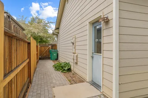 4309 La Habra Way Klamath Falls OR 97603