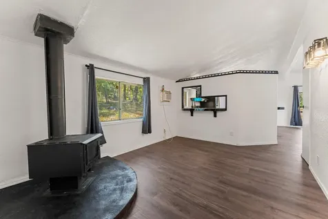 221 Hansen Drive Grants Pass OR 97526