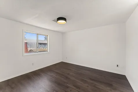 221 Hansen Drive Grants Pass OR 97526