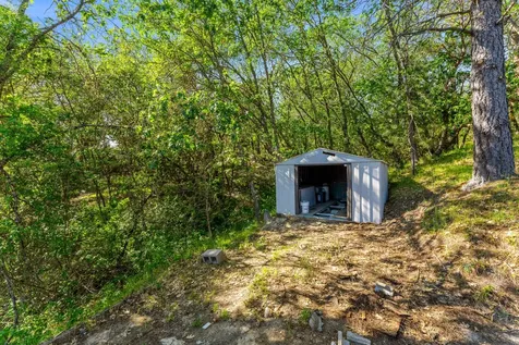 221 Hansen Drive Grants Pass OR 97526