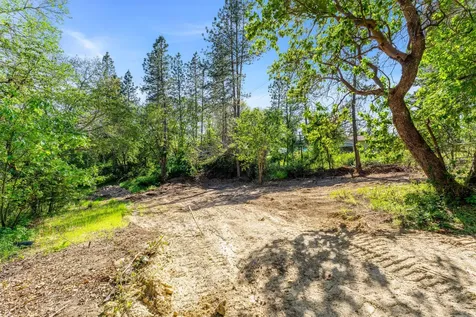 221 Hansen Drive Grants Pass OR 97526