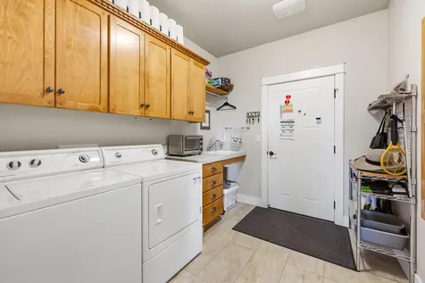 3974 Calle Vista Drive Medford OR 97504