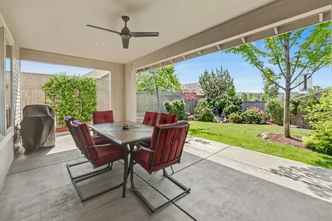 3974 Calle Vista Drive Medford OR 97504