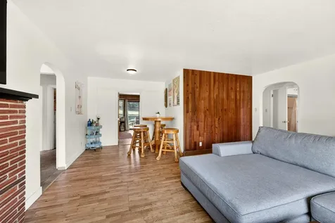 755 Walker Avenue Ashland OR 97520