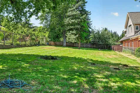 755 Walker Avenue Ashland OR 97520