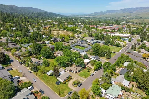 755 Walker Avenue Ashland OR 97520