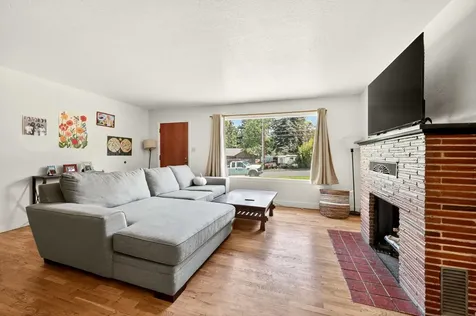 755 Walker Avenue Ashland OR 97520