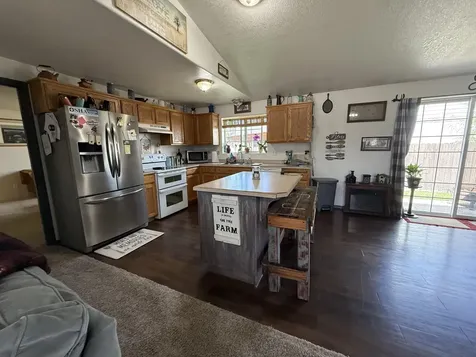 2329 NE Yellowpine Road Prineville OR 97754