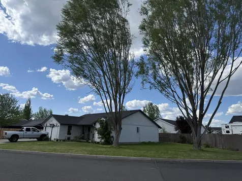 2329 NE Yellowpine Road Prineville OR 97754