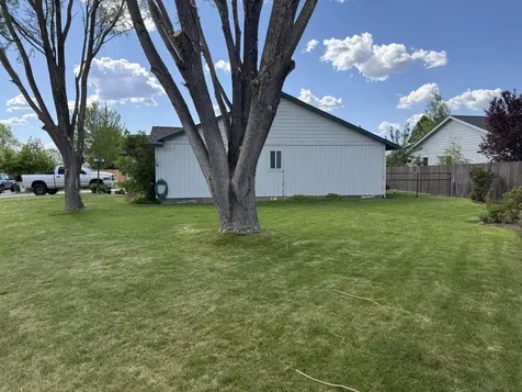 2329 NE Yellowpine Road Prineville OR 97754