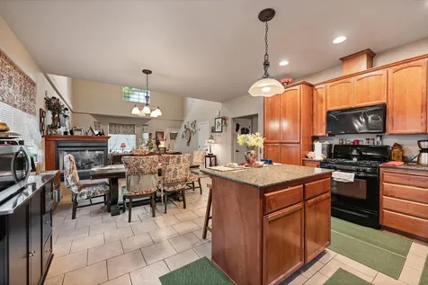 2160 Crestbrook Road Medford OR 97504