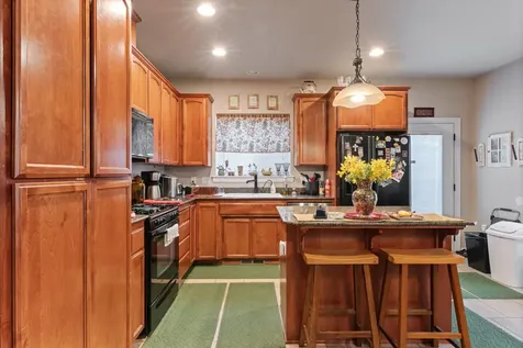 2160 Crestbrook Road Medford OR 97504