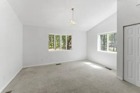580 Portland Avenue Grants Pass OR 97526
