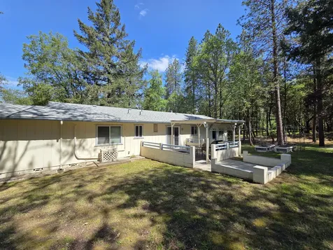 580 Portland Avenue Grants Pass OR 97526