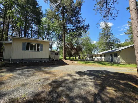 580 Portland Avenue Grants Pass OR 97526