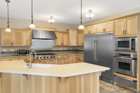 17045 Shawnee Circle Bend OR 97707