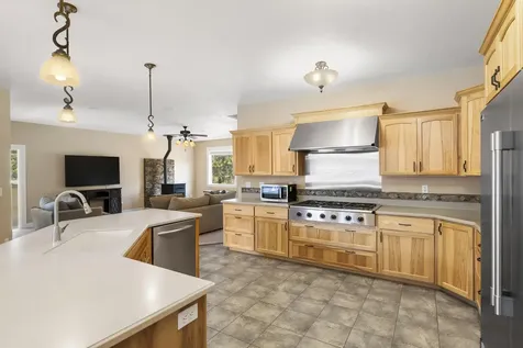 17045 Shawnee Circle Bend OR 97707