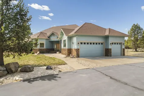 17045 Shawnee Circle Bend OR 97707