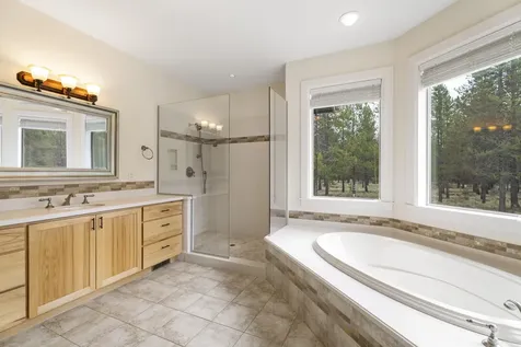 17045 Shawnee Circle Bend OR 97707