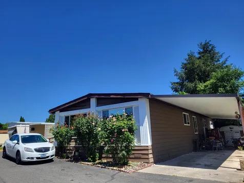 327 Sandlewood Drive Grants Pass OR 97526
