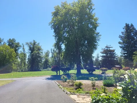 327 Sandlewood Drive Grants Pass OR 97526