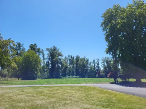 327 Sandlewood Drive Grants Pass OR 97526