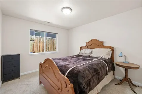 962 Ridgeview Drive Eagle Point OR 97524