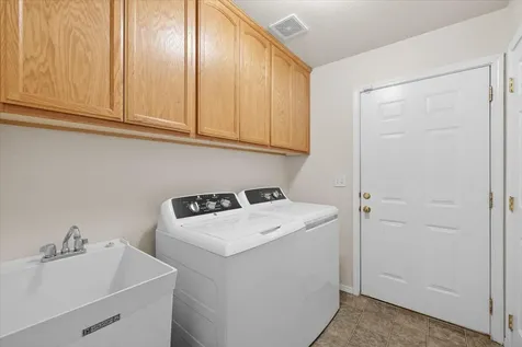 962 Ridgeview Drive Eagle Point OR 97524